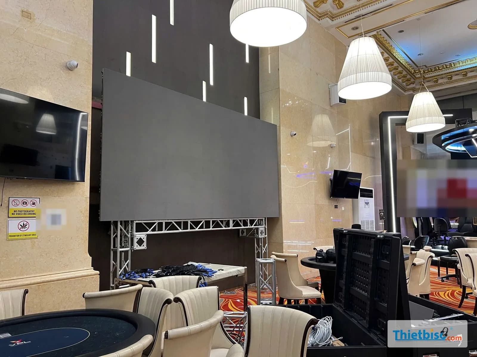 Xin phép dựng màn LED ngoài trời nơi công cộng ở Hà Nội: khi nào cần và chuẩn bị gì