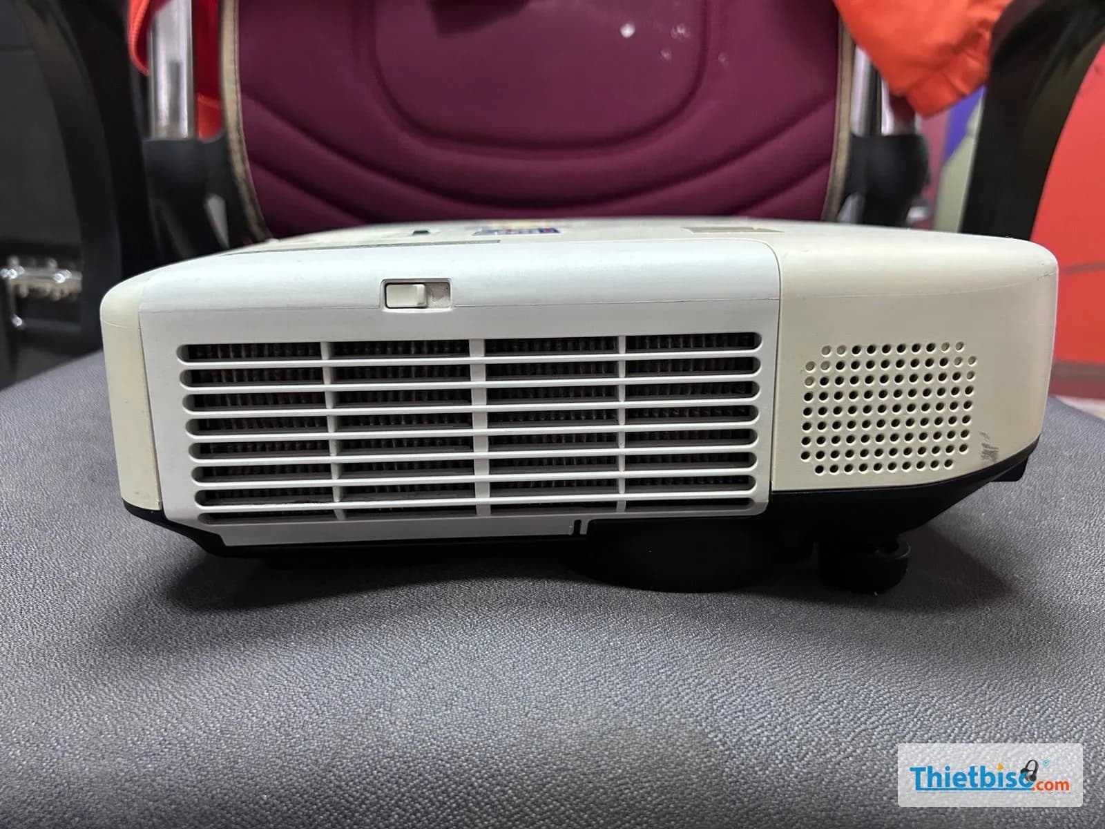 Epson EB-1940W cũ – Góc máy
