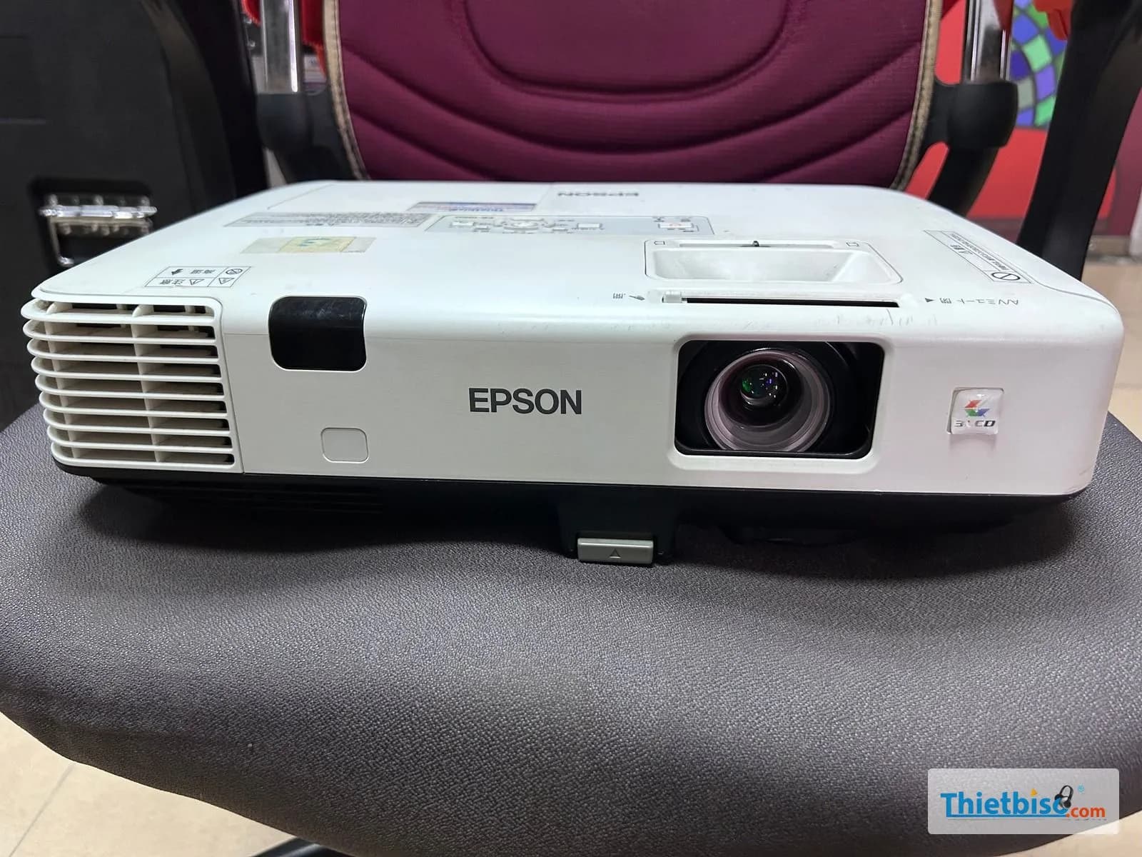 Epson EB-1960 cũ – Góc máy