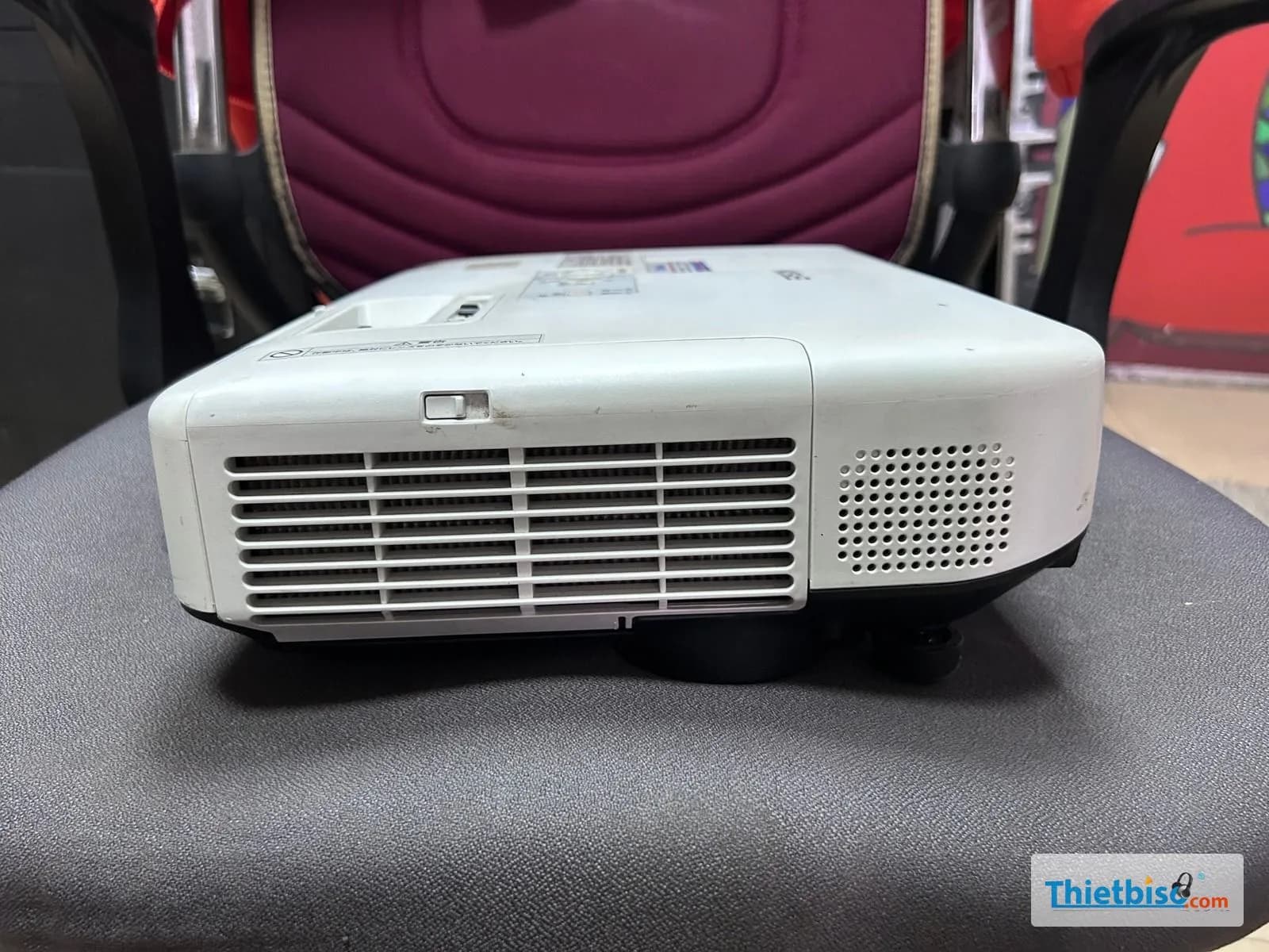 Epson EB-1960 cũ – Góc máy