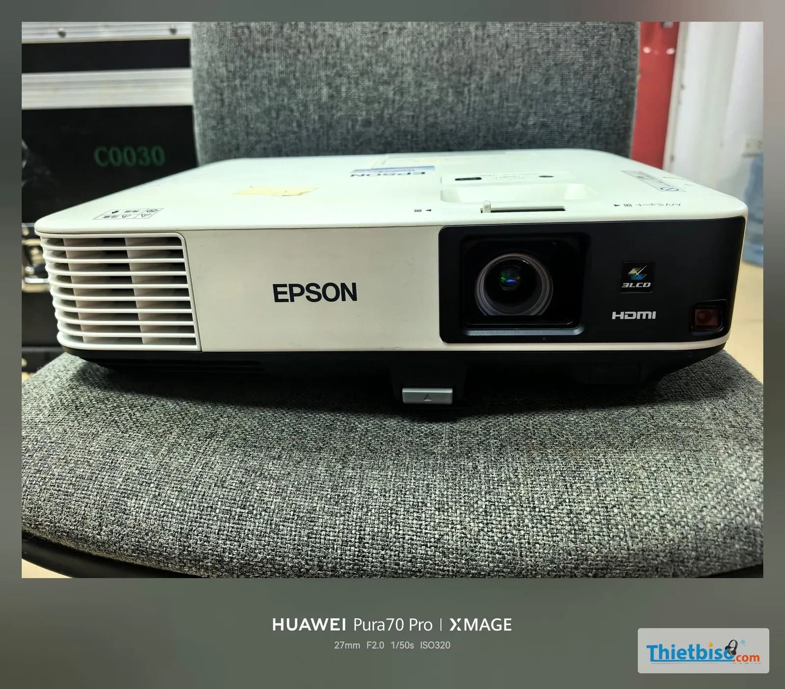 Epson EB-2065 cũ – Góc máy