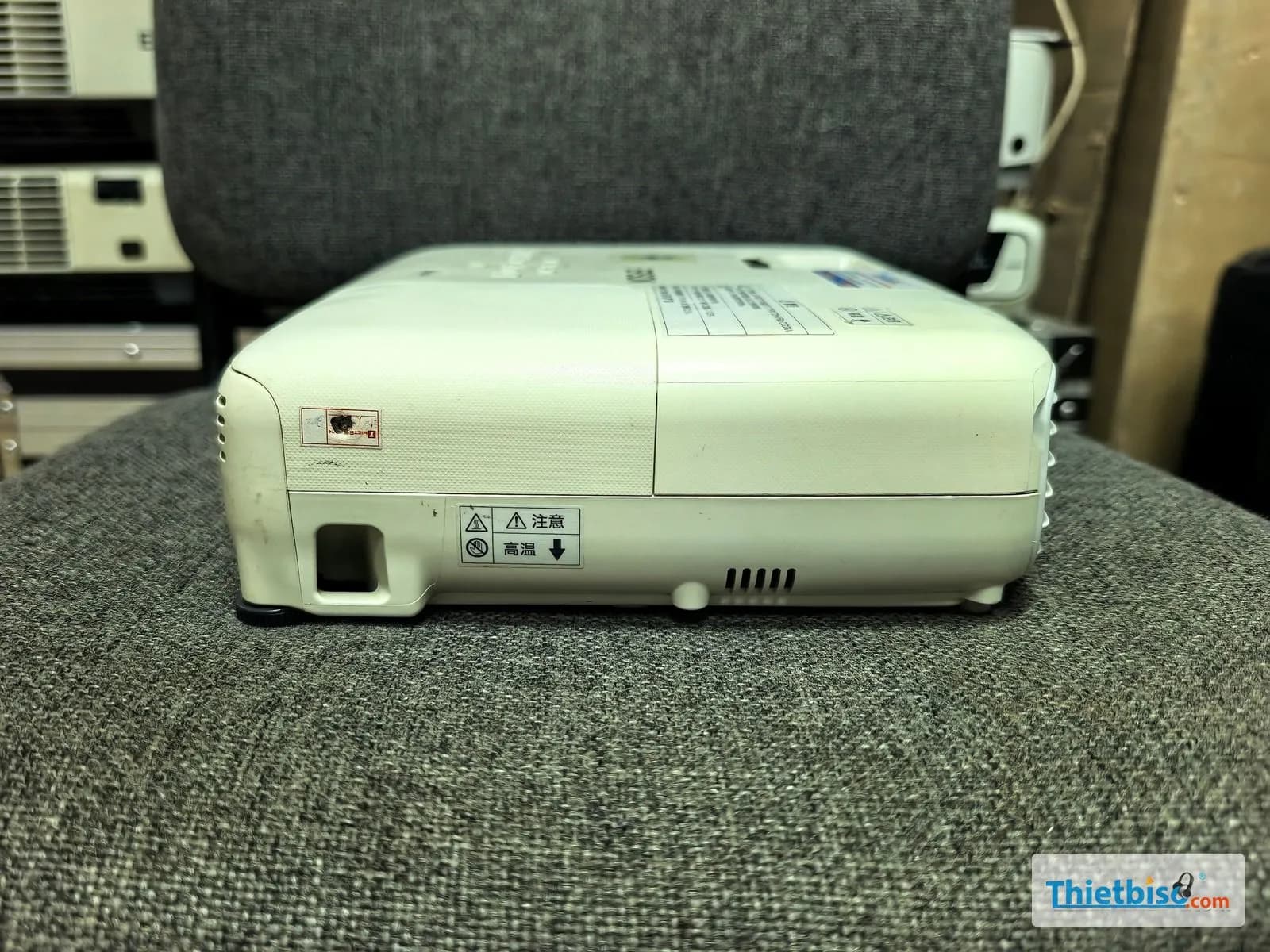 Epson EB-X24 cũ – Góc máy