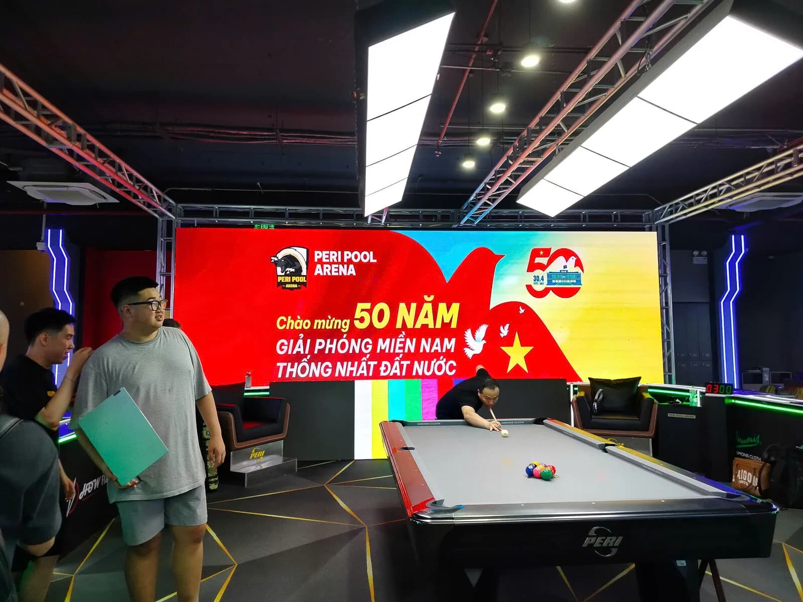 Màn LED chạy nội dung sự kiện 4 ngày lễ 29/4–2/5/2025
