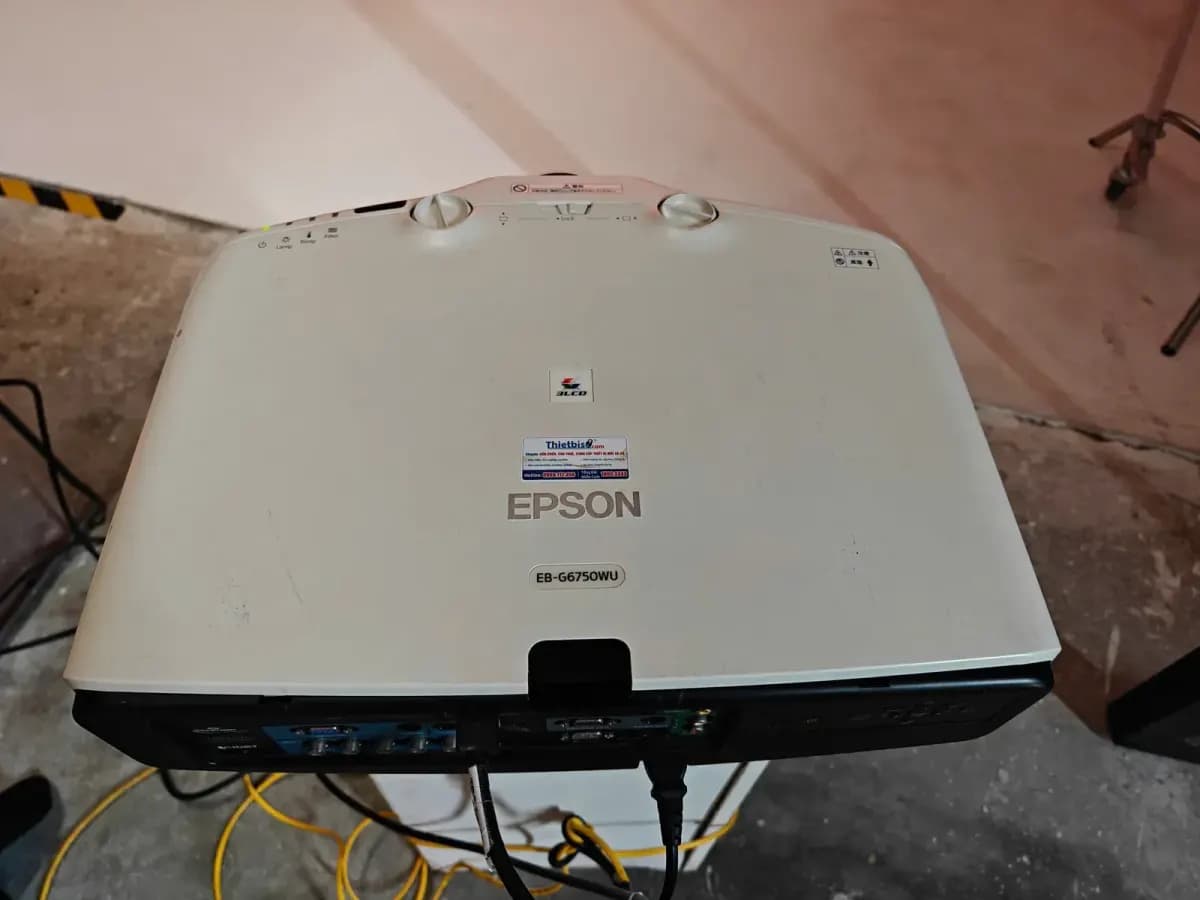 Sửa máy chiếu Epson: các lỗi thường gặp (mất màu, không nhận tín hiệu, sọc, ống kính, đèn báo)